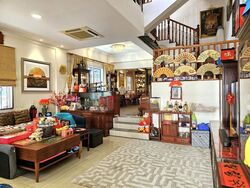 Flora Road (D17), Terrace #463039111